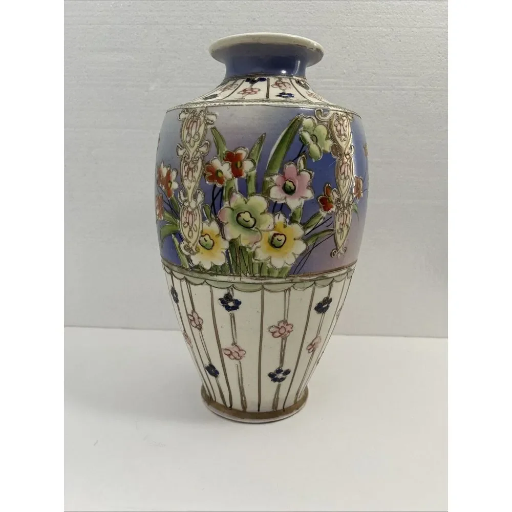 Vintage Hand Painted Urn Vase made in japan‎ 13